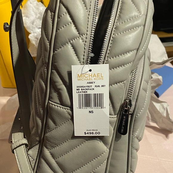 MK BACKPACK ! - Picture 2 of 4